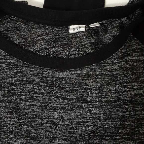 Gap sweater - baseball shirt style - Picture 3 of 4